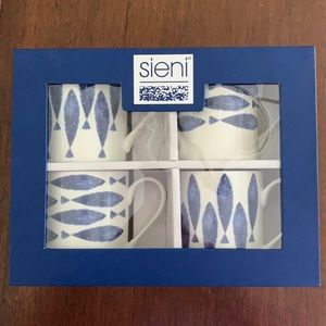 Queens by Churchill Sieni Fishie on a Dishie mugs set